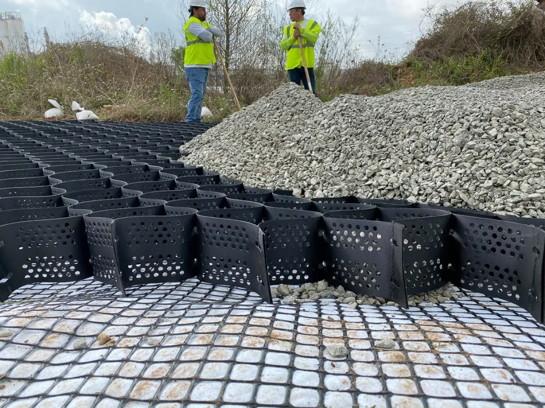 Υλικό πλέγματος από χαλίκι HDPE Δρόμος οδικής διαδρομής Γεωκύτταρο με υφή για την ενίσχυση οδικών οδών 0