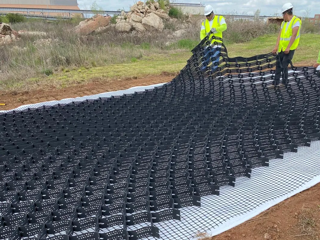 Υλικό πλέγματος από χαλίκι HDPE Δρόμος οδικής διαδρομής Γεωκύτταρο με υφή για την ενίσχυση οδικών οδών 6