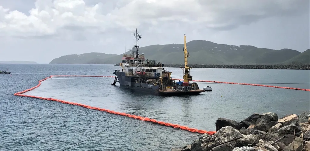 Διαπερατό υδάτινο πλωτό κουρτίνα βρόγχας PVC κουρτίνα βρόγχας Boom κουρτίνα βρόγχας PVC πετρελαίου Boom πετρελαίου συγκράτησης φράχτη Silt κουρτίνα 0