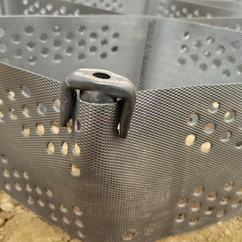 Υφασμένο με τρύπες HDPE υψηλής κυτταρικής συγκράτησης σύστημα Honeycomb Geocell για οδική βάση προστασία κλίσης στάθμευσης