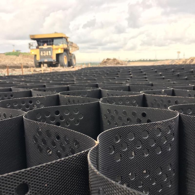 HDPE Plastic Geocell Paved Grid Black HDPE Geocell για την ενίσχυση μαλακού υπόγειου χώρου χαμηλού κόστους Σταθεροποιητής χαλίκις Geocell στην οδική κατασκευή