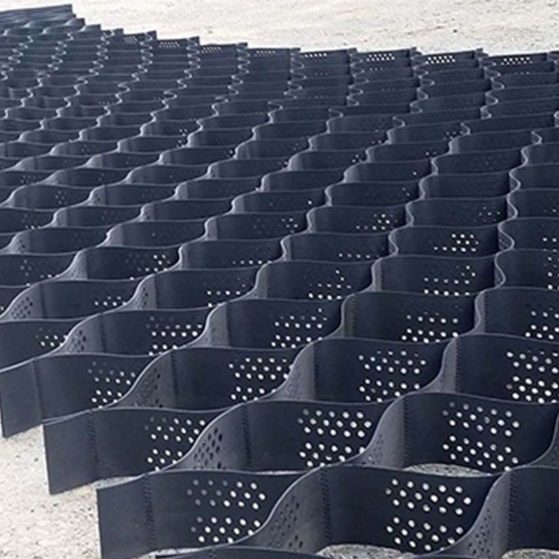 Υφασμένο με τρύπες HDPE Geocell Υψηλό κυτταρικό σύστημα περιορισμού Honeycomb HDPE Geocell για οδικές βάσεις Προστασία κλίσης Πάρκινγκ Οδική οδική οδός Στερεό τοίχος
