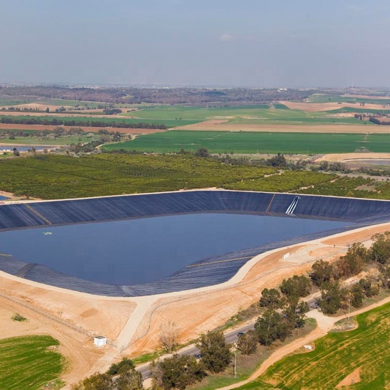 Γεωμεμβράνη HDPE για Εφαρμογές Υδατοκαλλιέργειας, Ιχθυοτροφείων, Λιμνών, Φραγμάτων, Πισινών και Περιορισμού Νερού