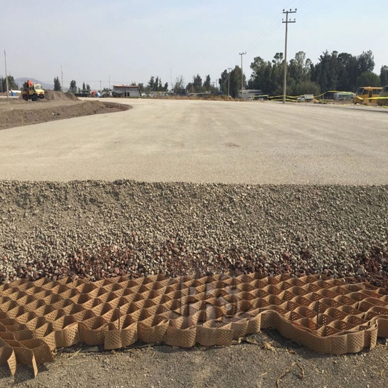 Ανθεκτικό HDPE γεωκύτταρα ομαλή επιφάνεια HDPE γεωκύτταρα για τον έλεγχο της διάβρωσης των οδικών οδών για τις πλαγιές που υποστηρίζουν τοίχους